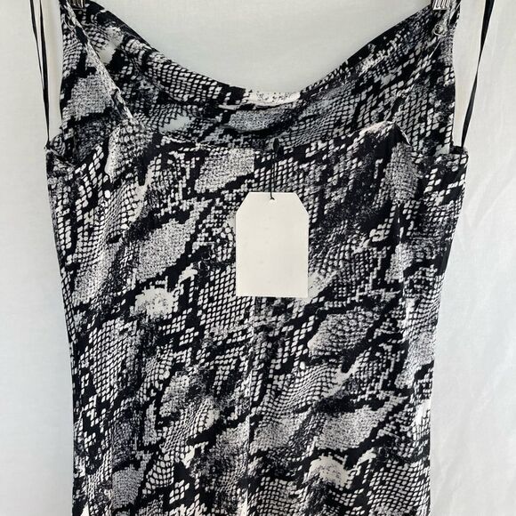 Black and white snake print cowl neck maxi dress - Picture 10 of 11